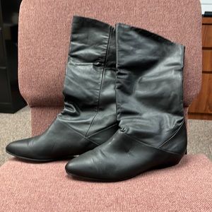 Life Stride - Women’s Black boots - size 11